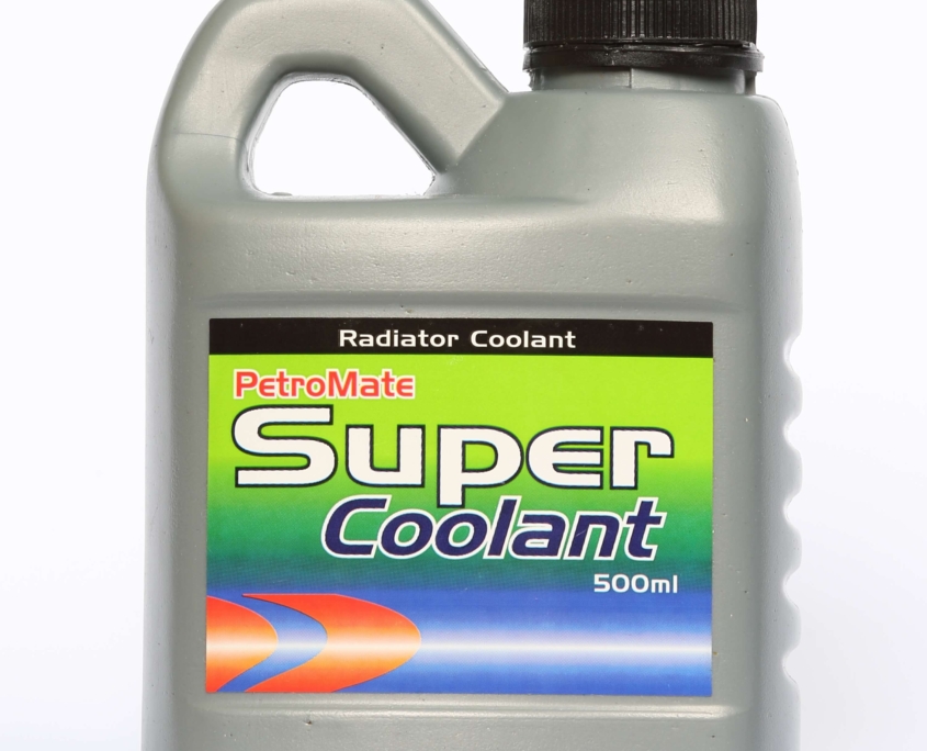PETROMATE SUPER COOLANT is an environment friendly anti-rust and descalant compound especially formulated for aluminum alloys and cast iron radiator systems. It prevents the formation of rust, scale, resinous films or gums on metals to keep the cooling system clean and functioning effectively. It is safe to use since it does not contain heavy and harmful metals.
